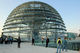Begehbare Kuppel auf dem Bundestag mit Frischlufttrichter
